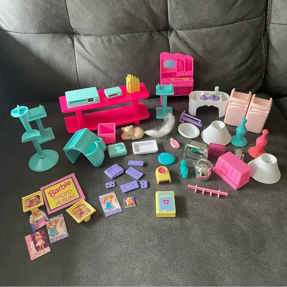 1990s Barbie Miscellaneous Home Accessories Photo Album Kitty Lamps Desk